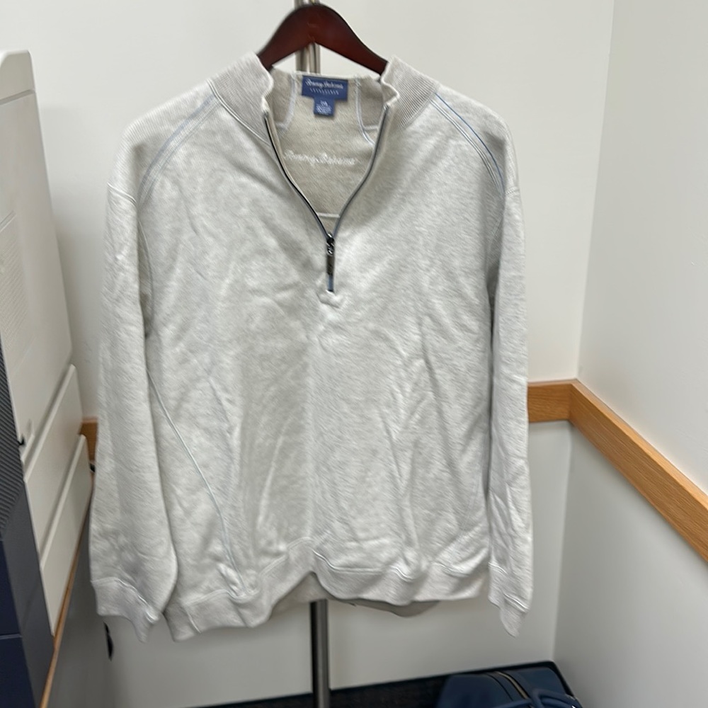 Tommy Bahama 1/4 zip pull over. Reversable. 2XB size